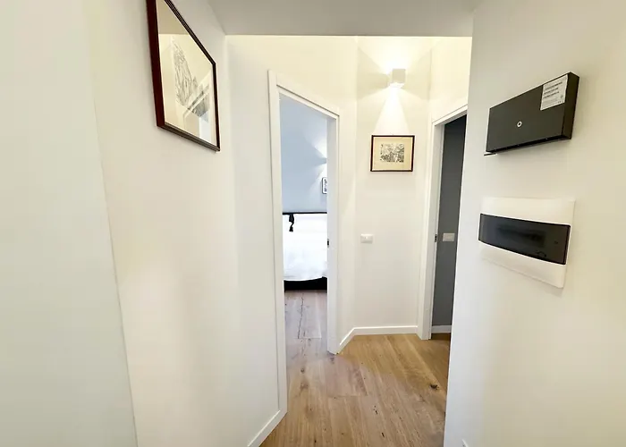Urban Loft 55 *